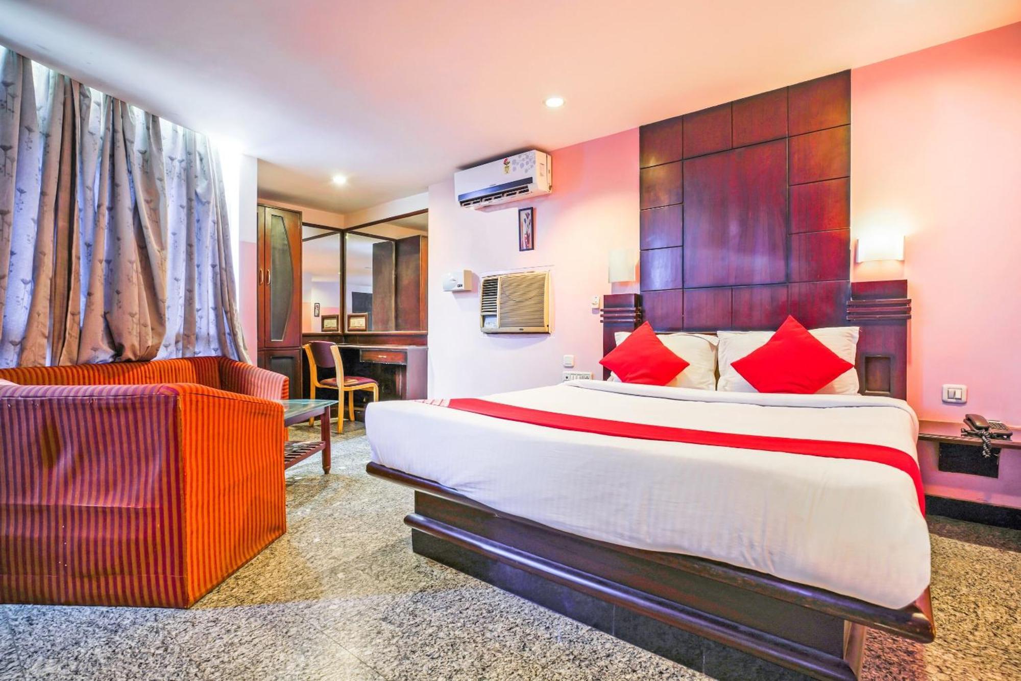 Hanvi Inn Haiderabad Buitenkant foto