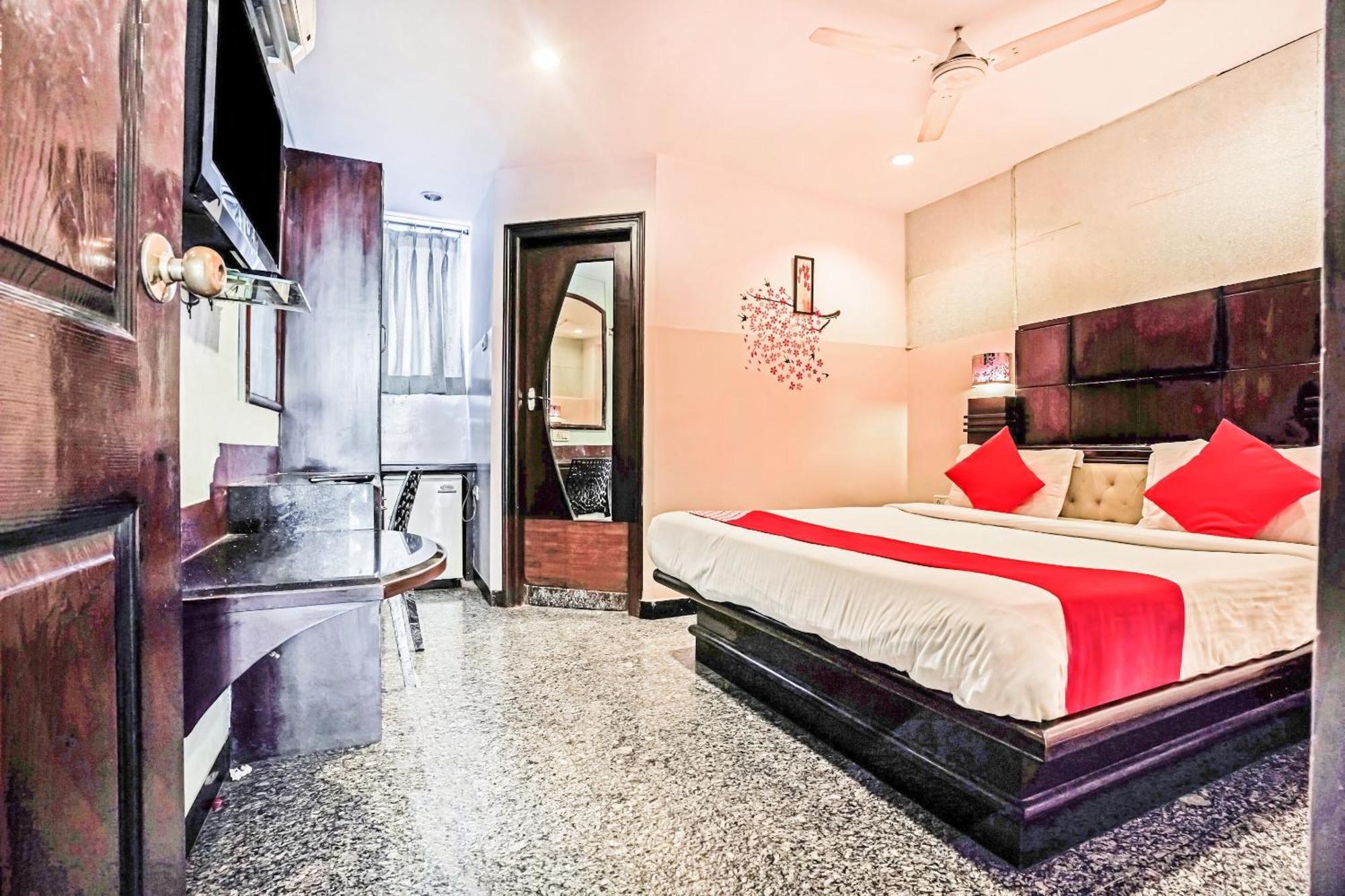 Hanvi Inn Haiderabad Buitenkant foto