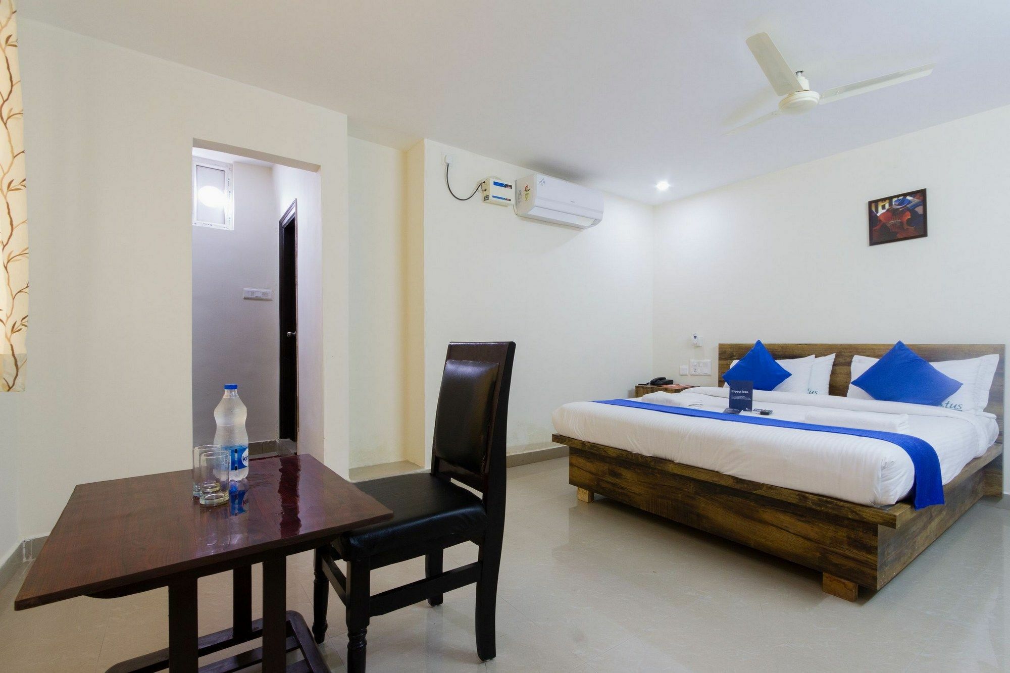 Hanvi Inn Haiderabad Buitenkant foto